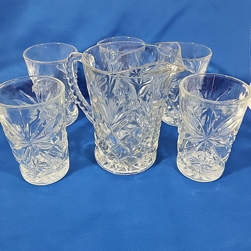 Vintage 40s Anchor Hocking‎ Juice Pitcher Set With 5 Small Glasses